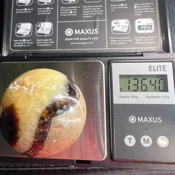 Septarian Crystal‎ Sphere with UV Reaction (#2) - Picture 14 of 14